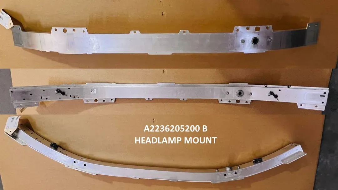 HEADLAMP MOUNT COMPLETE